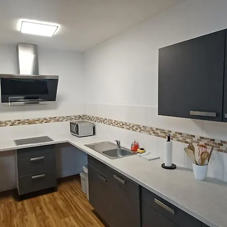 Luisa Klein In Aurich-tannenhausen By Interhome דירה *