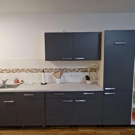 Luisa Klein In Aurich-tannenhausen By Interhome דירה *
